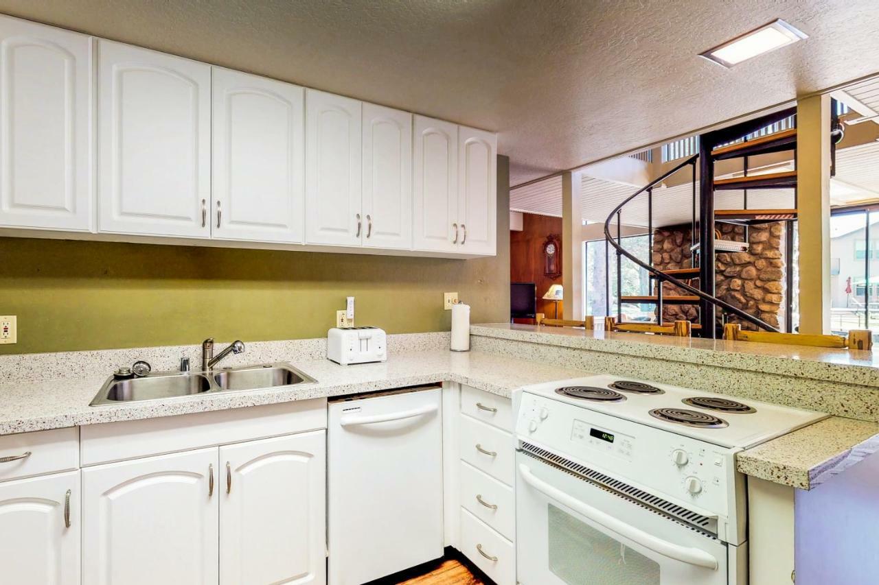 Villa Waterfront Apres' Ski Cabin South Lake Tahoe Exterior foto